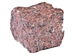 Červená žulová kostka